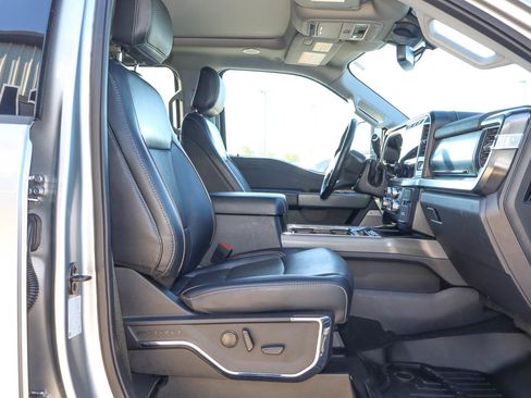 Used 2023 Ford F350 Lariat w/ Lariat Ultimate Package AWD/4WD image 35