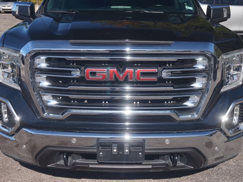 Used 2019 GMC Sierra 1500 SLT w/ SLT Premium Plus Package image 12