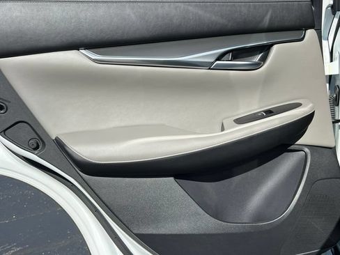 Used 2025 INFINITI QX50 Luxe AWD/4WD image 37