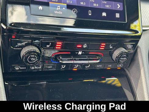 Certified 2024 Jeep Grand Cherokee Altitude image 25