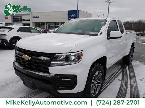 Certified 2022 Chevrolet Colorado W/T w/ Custom Special Edition image 3