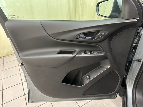 Certified 2024 Chevrolet Equinox LT w/ LPO, Floor Liner Package image 33