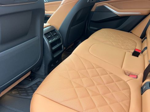 New 2026 BMW X5 xDrive40i AWD/4WD image 19