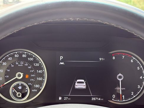 Used 2023 Genesis G70 2.0T RWD image 20
