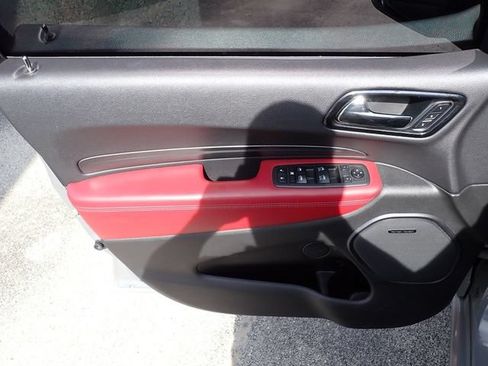 Used 2021 Dodge Durango R/T w/ Blacktop Package AWD/4WD image 18