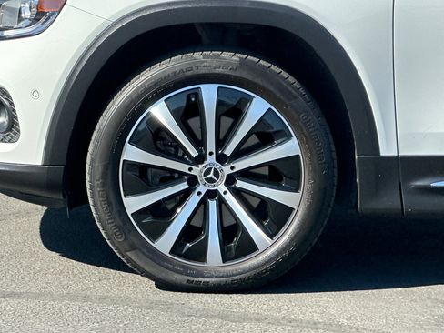 Used 2022 Mercedes-Benz GLB 250 image 25