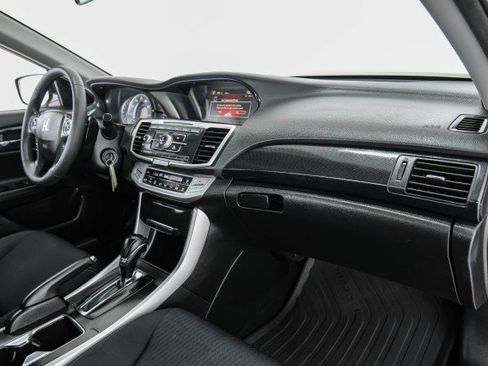 Used 2015 Honda Accord Sport image 10