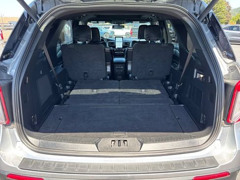 Used 2022 Ford Explorer ST w/ Equipment Group 401A AWD/4WD image 23