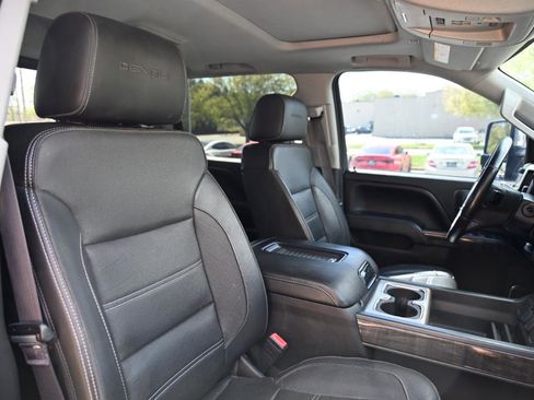 Used 2016 GMC Sierra 2500 Denali w/ Duramax Plus Package image 24