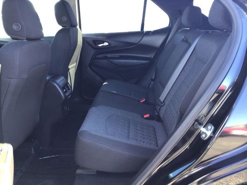 Used 2024 Chevrolet Equinox LT w/ LPO, Floor Liner Package FWD image 10