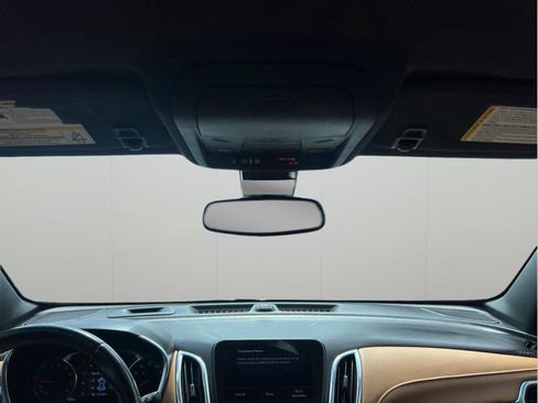 Used 2020 Chevrolet Equinox Premier FWD image 18