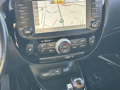 Used 2018 Kia Soul ! w/ Tech Package image 34