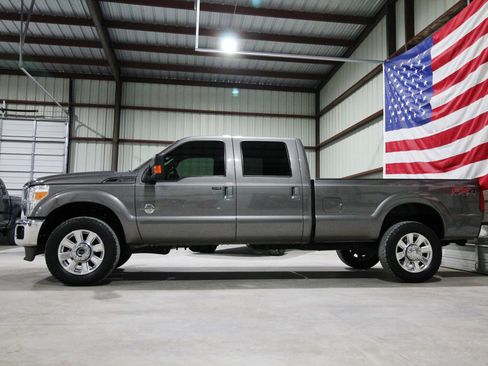 Used 2014 Ford F350 Lariat w/ Lariat Ultimate Package AWD/4WD image 5