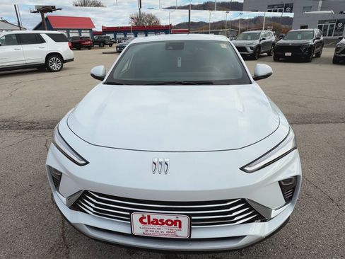 New 2026 Buick Envista Preferred image 3