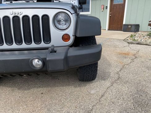 Used 2009 Jeep Wrangler X AWD/4WD image 45