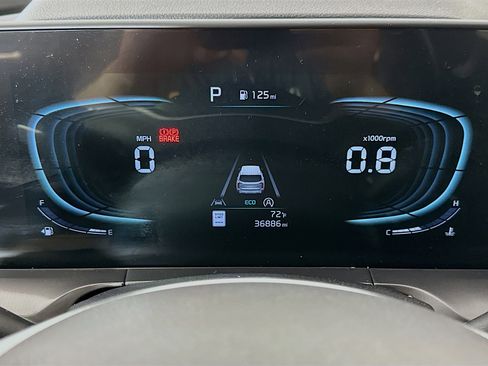Used 2025 Kia Telluride S FWD image 19