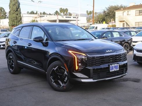 Used 2026 Kia Sportage EX AWD/4WD image 2