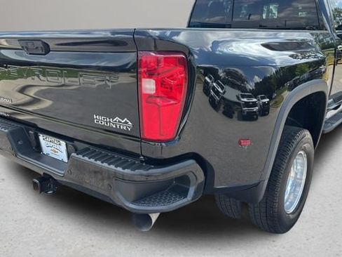 Used 2021 Chevrolet Silverado 3500 High Country AWD/4WD image 39