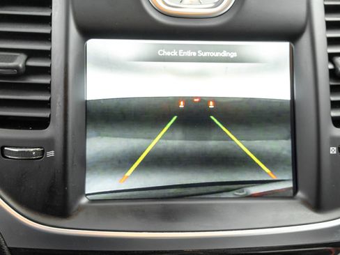 Used 2022 Chrysler 300 Touring w/ Sport Appearance Package image 26