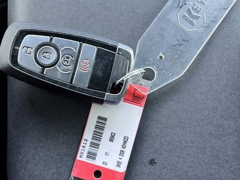 Used 2023 Ford Bronco Badlands w/ Sasquatch Package image 27