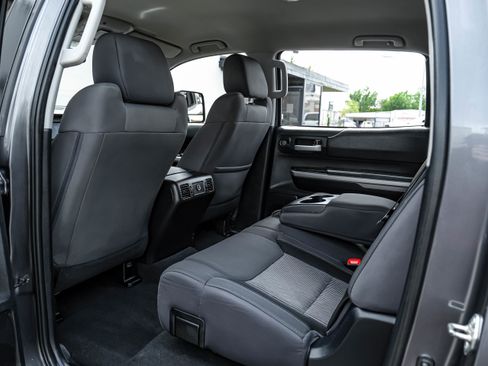 Used 2014 Toyota Tundra SR5 w/ TRD Off Road Package image 33