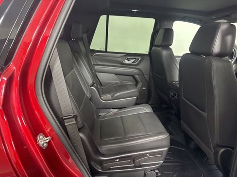 Used 2022 Chevrolet Tahoe Z71 w/ Luxury Package image 13