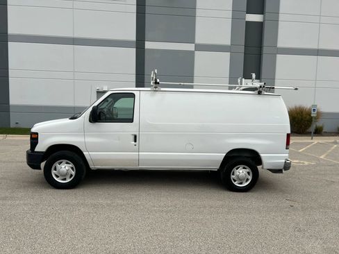 Used 2009 Ford E-350 and Econoline 350 Super Duty image 2