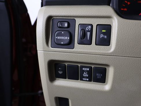 Used 2013 Toyota 4Runner SR5 w/ Premium Pkg AWD/4WD image 31