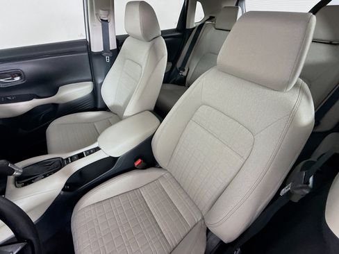 Certified 2026 Honda HR-V LX image 24