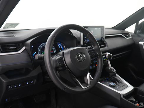 Used 2020 Toyota RAV4 XSE w/ XSE Grade Weather Package AWD/4WD image 25