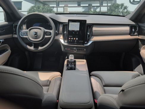 Used 2026 Volvo XC90 B6 Ultra w/ Protection Package AWD/4WD image 27