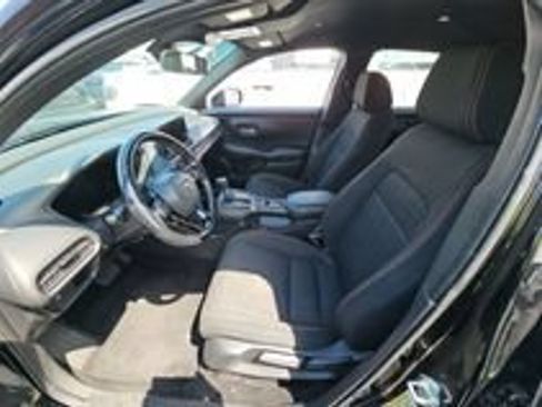 Used 2025 Honda HR-V Sport image 16