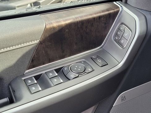 New 2026 Ford F350 Lariat w/ FX4 Off-Road Package image 37