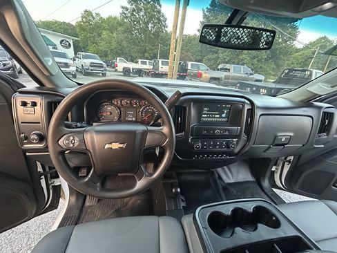 Used 2017 Chevrolet Silverado 3500 W/T w/ WT Convenience Package AWD/4WD image 18
