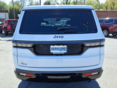 New 2026 Jeep Grand Wagoneer Limited image 5