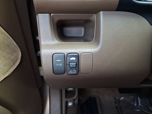 Used 2002 Honda CR-V EX image 21