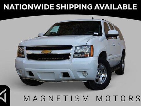 Used 2008 Chevrolet Suburban LT w/ LT Preferred Equipment Group RWD image 1