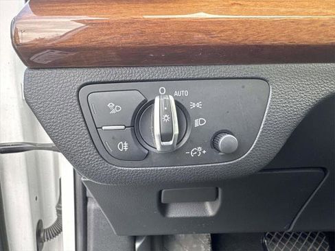 Used 2023 Audi Q5 2.0T Premium Plus image 19