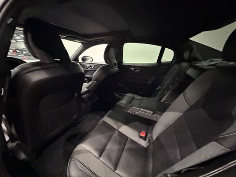 Used 2019 Volvo S60 T6 R-Design AWD/4WD image 31