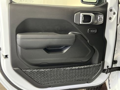 New 2026 Jeep Gladiator Sport image 7