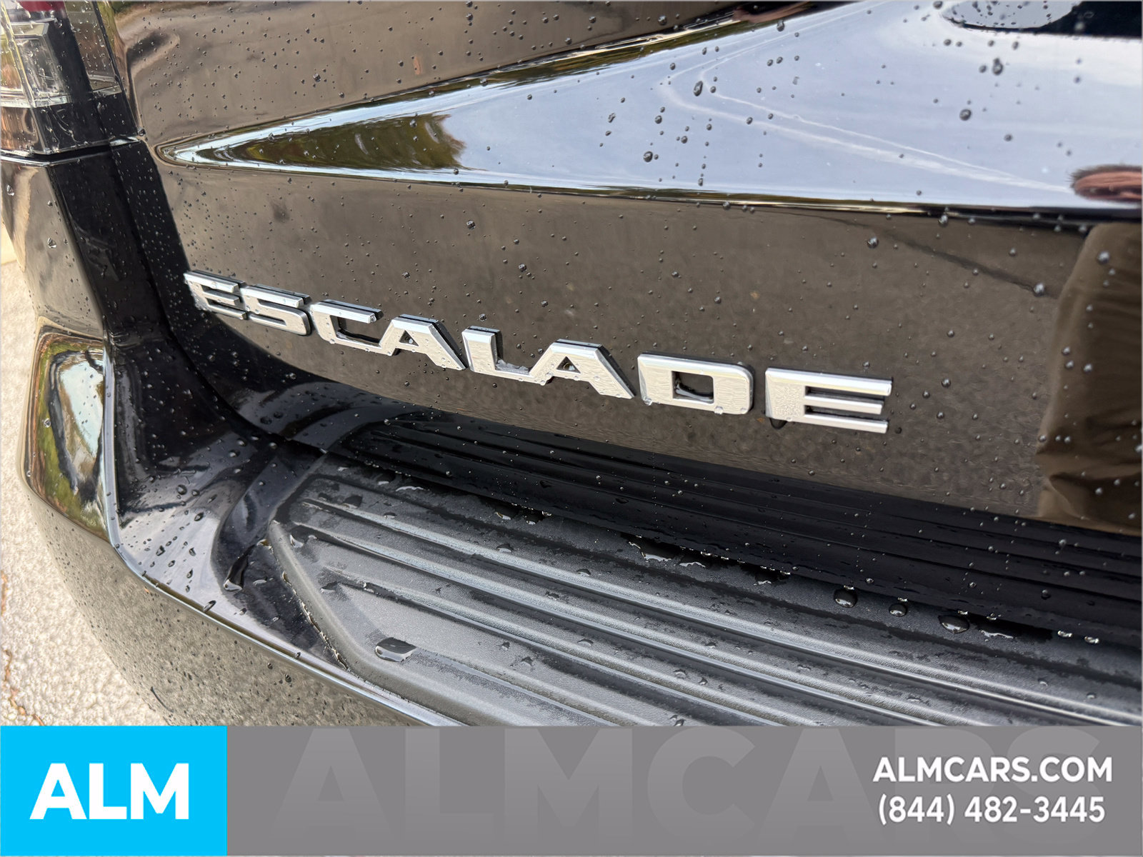 Used 2023 Cadillac Escalade V AWD/4WD image 9