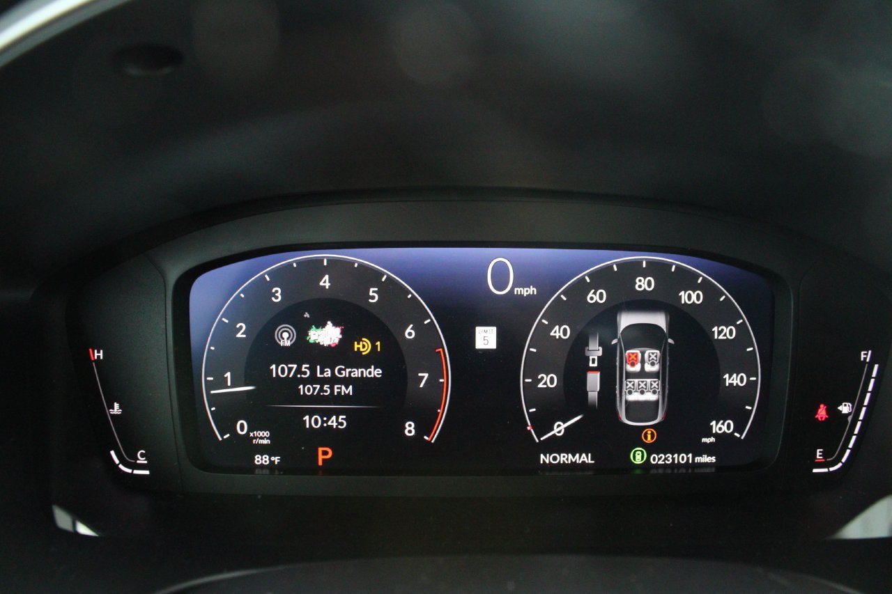 Used 2024 Honda Civic Sport Touring image 11