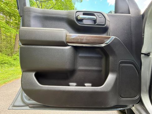 Used 2019 Chevrolet Silverado 1500 RST w/ All-Star Edition AWD/4WD image 13