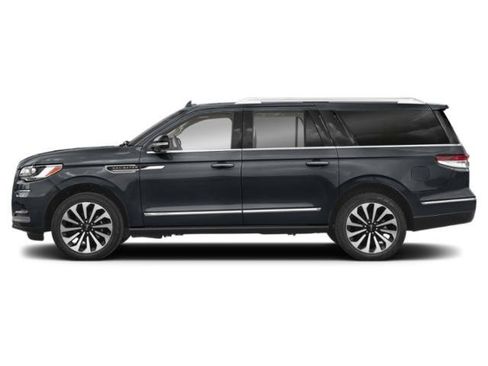 Certified 2023 Lincoln Navigator L Reserve image 3