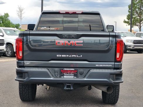 Used 2022 GMC Sierra 2500 Denali w/ Denali Ultimate Package AWD/4WD image 5
