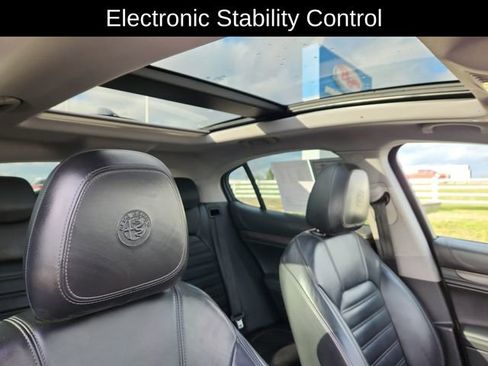 Used 2019 Alfa Romeo Stelvio Ti Lusso w/ Quick Order Package 22X Lusso image 25