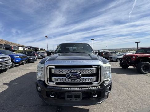 Used 2016 Ford F350 Platinum w/ Snow Plow Prep Package image 8