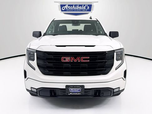 Used 2022 GMC Sierra 1500 Elevation image 2