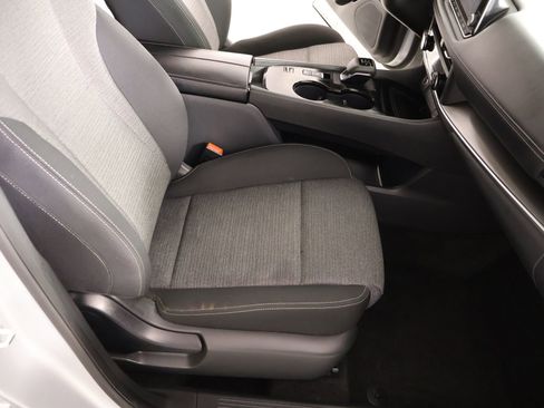 Used 2023 Nissan Rogue SV FWD image 12