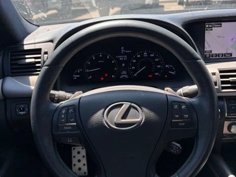 Used 2015 Lexus LS 460 w/ F Sport Package RWD image 15